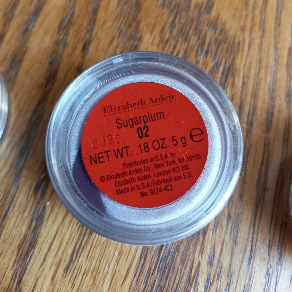 Elizabeth Arden holiday gift